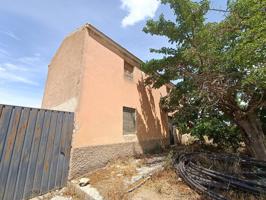 TERRENO CON CORTIJO EN MORALEDA DE ZAFAYONA photo 0