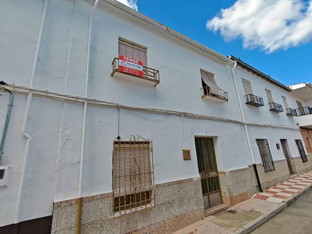 CASA CON PATIO photo 0