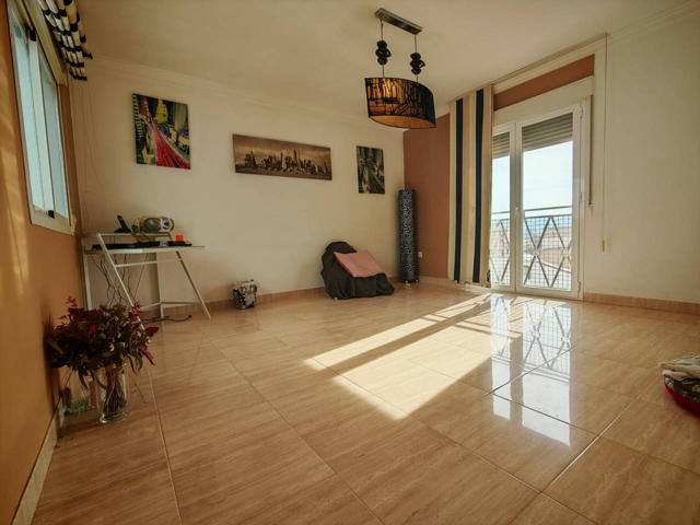 PISO CON GARAJE EN HUÉTOR TÁJAR photo 0