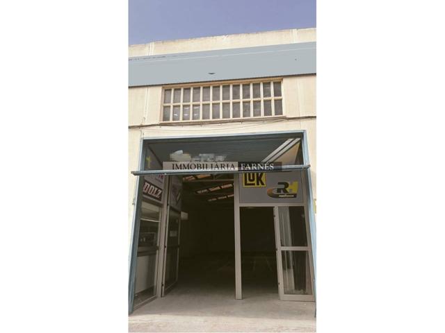Nave comercial en venta en Palau-solità i Plegamans photo 0
