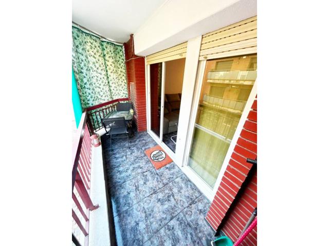PISO EN VENTA 3 HAB., CON BALCON, PATIO Y ASCENSOR photo 0