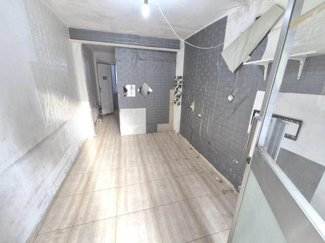 LOCAL EN VENTA 25 m EN LA SALUD photo 0
