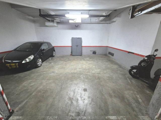 3 PLAZAS DE PARQUING EN VENTA EN DEULOFEU-BADALONA photo 0