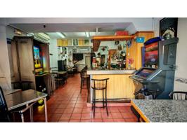 ¡SE VENDE BAR FUNCIONANDO Y TOTALMENTE EQUIPADO! photo 0
