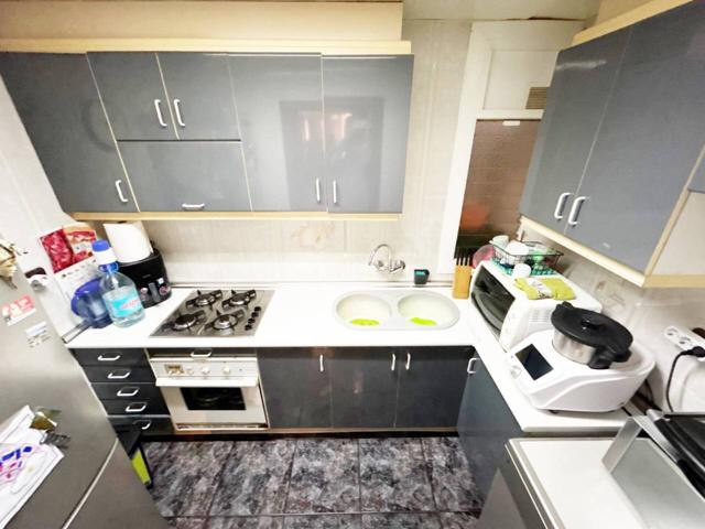 PISO EN VENTA 3 HAB., CON BALCON, PATIO Y ASCENSOR photo 0