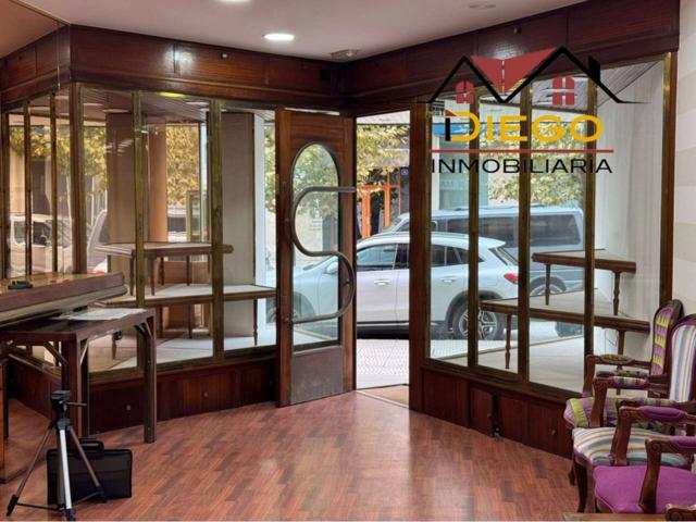 Local comercial en ubicación en el centro de Laredo photo 0