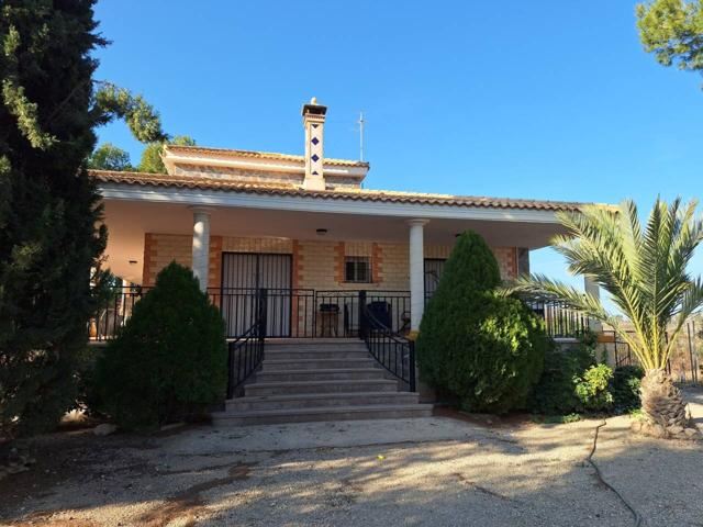 Venta de chalet en Abarán photo 0