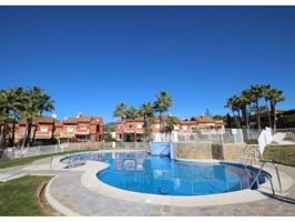 ¡Descubre tu nuevo hogar en Monte Biarritz! Estepona photo 0