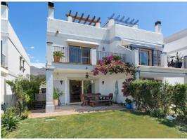 ¡magnifica adosada en Estepona! photo 0