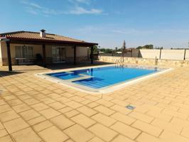Impresionante Chalet en Venta en Los Conejos photo 0