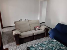 Estupendo piso en alquiler en San Antón photo 0