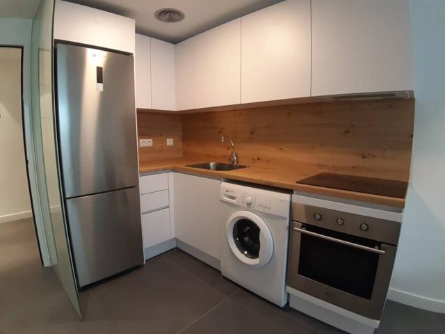 Estupendo apartamento en alquiler en Avenida Príncipe de Asturias photo 0