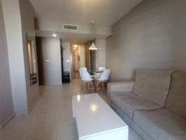 Estupendo piso en alquiler en Juan de Borbón photo 0