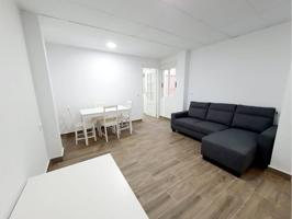 ¡Si eres inversor este piso es para ti, se vende con inquilino! photo 0