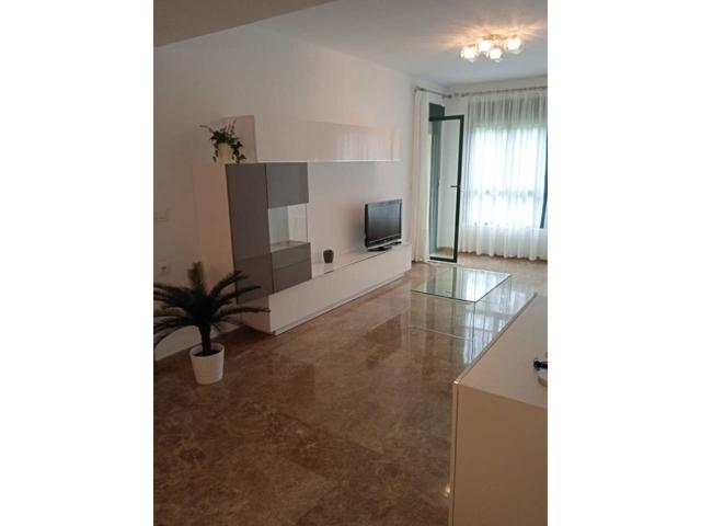 Piso en alquiler en Príncipe de Asturias photo 0