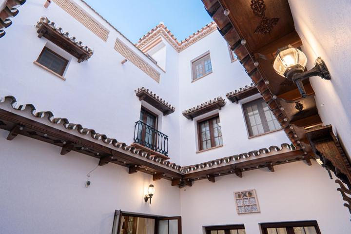 EXCLUSIVA CASA EN CENTRO DE FUENGIROLA photo 0