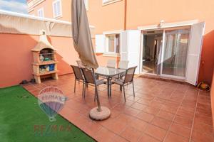 CHALET EN URBANIZACIÓN CERCA DE LA PLAYA DE BENAJARAFE photo 0