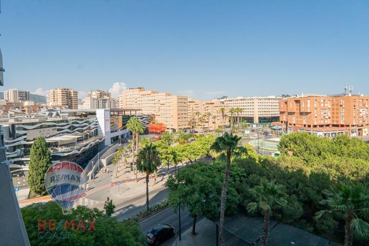 VIVIENDA EXCLUSIVA EN UNA DE LAS MEJORES ZONAS DE MÁLAGA - PLZA. SOLIDARIDAD photo 0