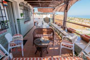 CHALET EN ÚNICA PLANTA CERCA DE LA PLAYA EN BENAJARAFE photo 0