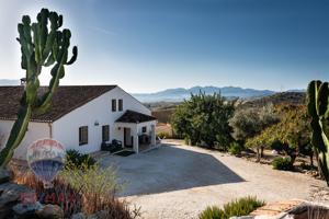 Encantadora Finca Andaluza con Alma Nórdica en Cártama-Pizarra (Zona Los Malagueños) photo 0
