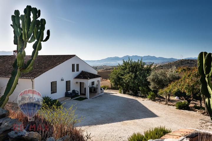 Encantadora Finca Andaluza con Alma Nórdica en Cártama-Pizarra (Zona Los Malagueños) photo 0