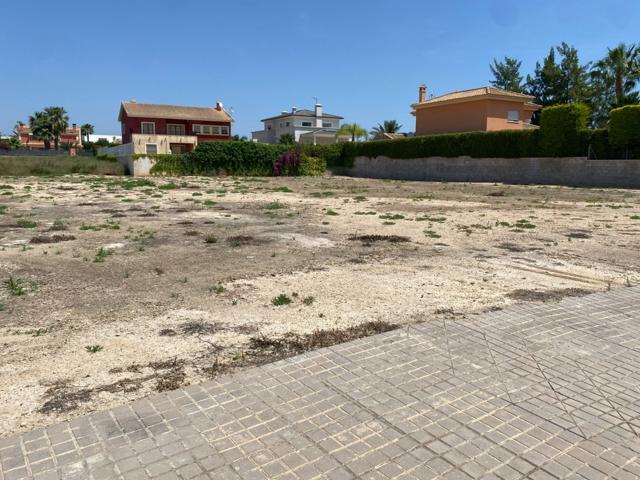 PARCELA URBANA EN LA MEJOR UBICACIÓN photo 0