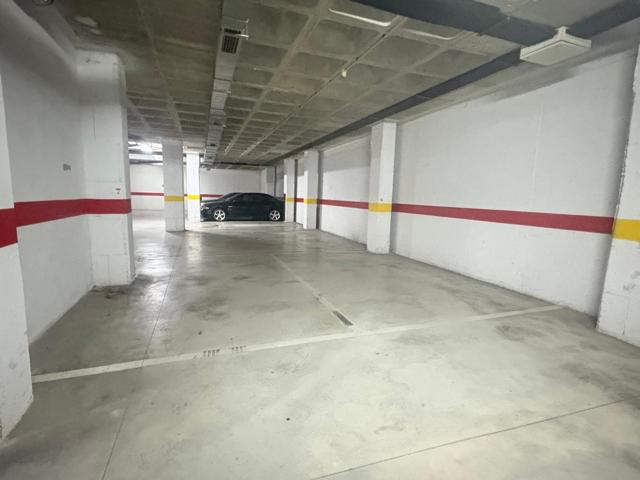🚗 ¡Se vende plaza de garaje amplia! 🚗 photo 0