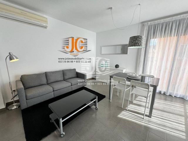 Piso en alquiler en Tivenys photo 0