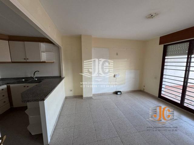 Piso en venta en Zona Platges photo 0