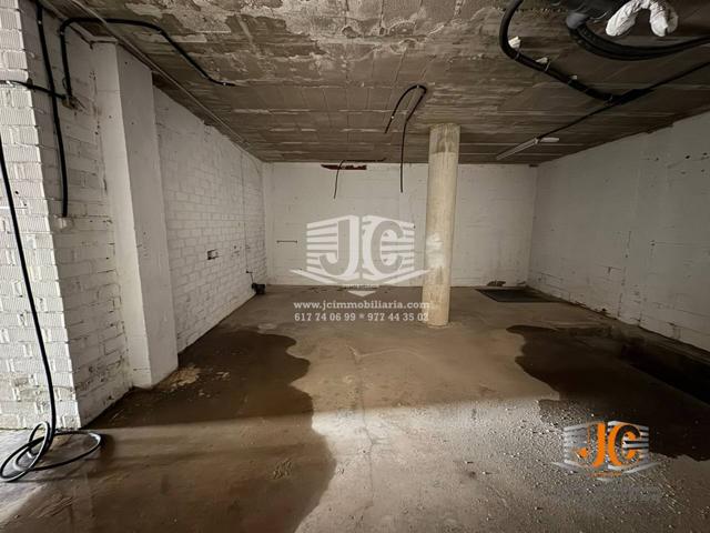 Local en venta en Zona Nord photo 0