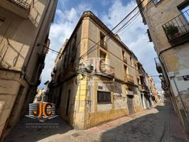 Edificio de 387m2 en el centro de Xerta, Baix Ebre photo 0