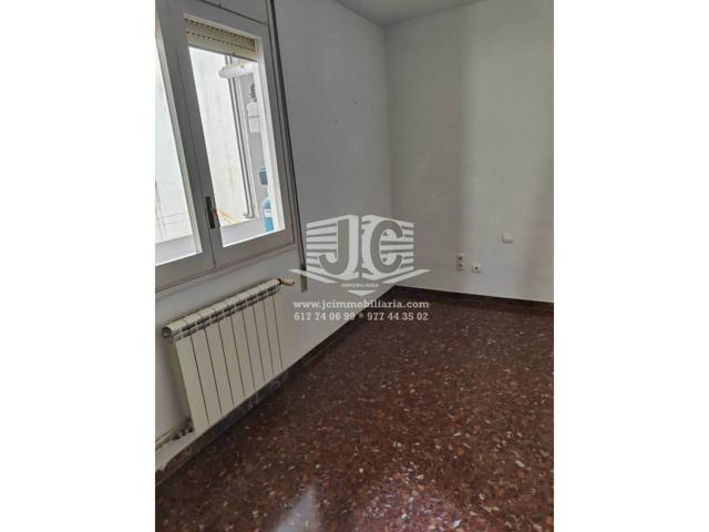 Habitación en alquiler en el centro de Tortosa photo 0