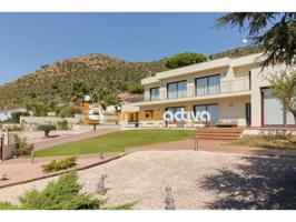 Magnífica casa moderna en Pau, ubicada en una zona tranquila y privada de la Costa Brava photo 0