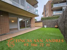 BAJOS CON TERRAZA, ZONA COMUNITARIA CON PISCINA, 1 PARKING Y TRASTERO photo 0