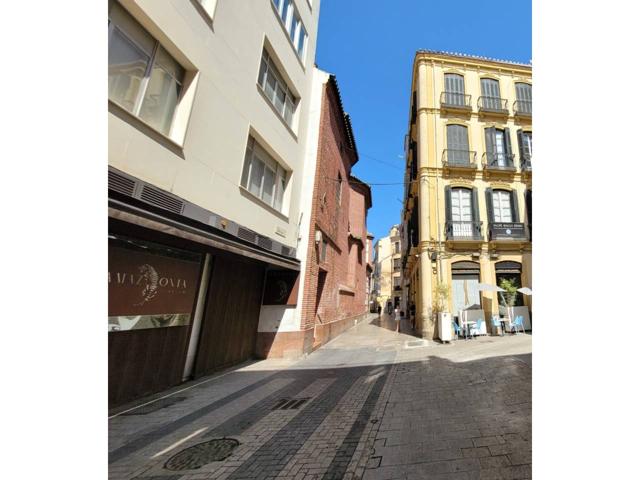 ¡Rebajado, se vende Garaje en Centro Histórico de Málaga! photo 0