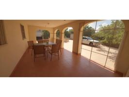 Venta de finca rústica con casa y nave en Benicarló photo 0
