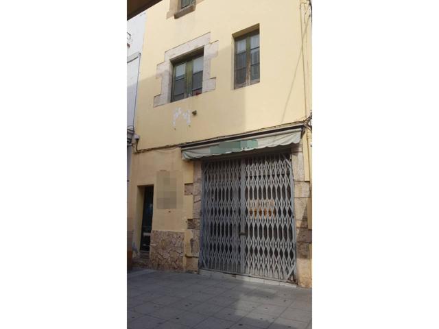 Casa adosada en venta en Centre-El Pedró photo 0