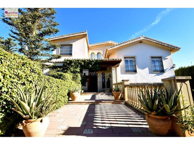 Chalet en venta en Padul photo 0