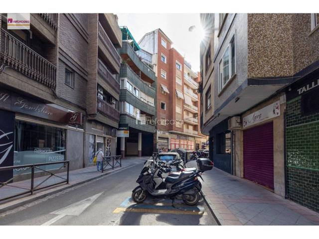 Piso en venta en Camino de Ronda(18002) photo 0