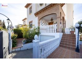 Chalet en venta en La Zubia photo 0