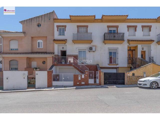 Casa adosada en venta en Ogíjares photo 0