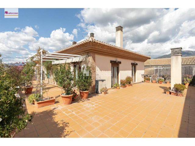 Atico en venta en La Zubia photo 0