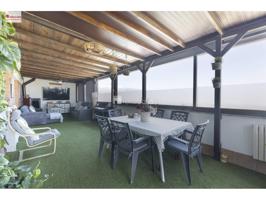 Atico en venta en Zona de San Cayetano-Avenida Cristóbal Colón photo 0