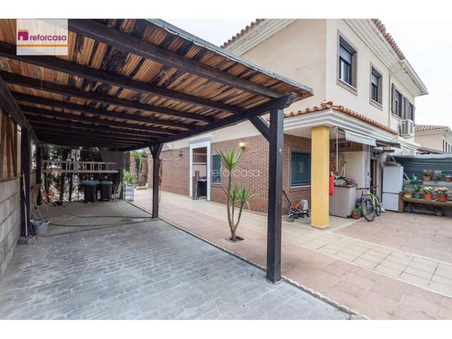 Casa en venta en Albolote photo 0