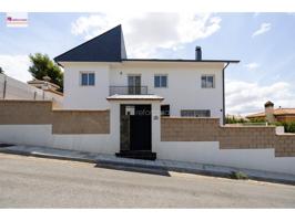 Chalet en venta en Padul photo 0