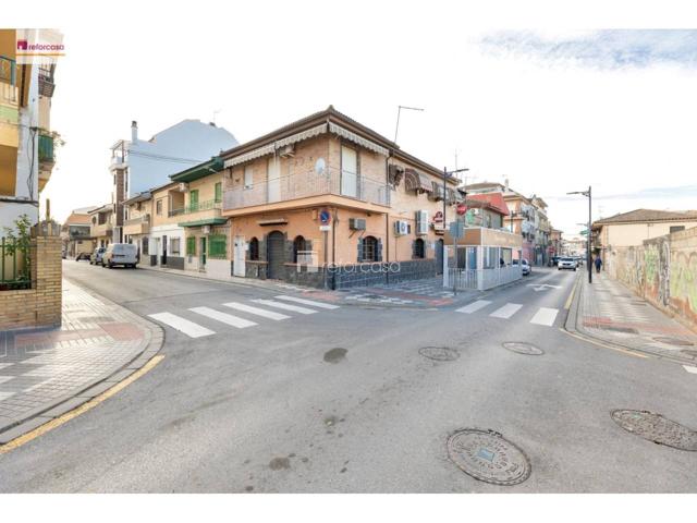 Casa adosada en venta en Maracena photo 0