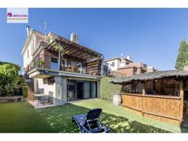 Chalet en venta en Albolote photo 0