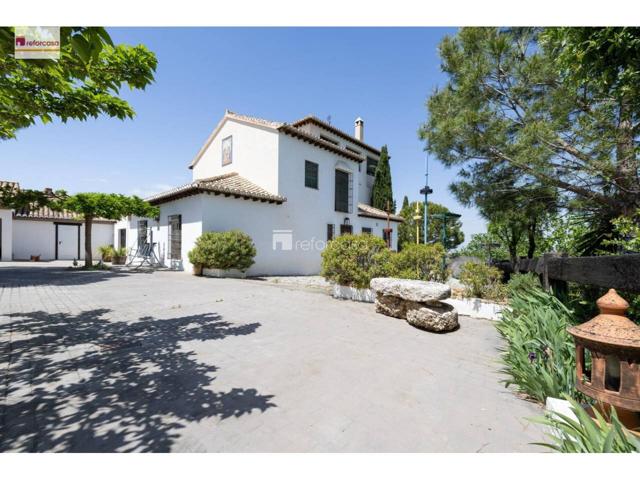 Chalet en venta en Villa de Otura photo 0