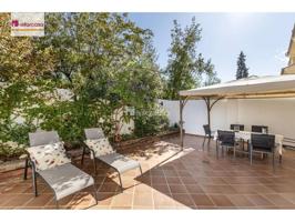 Casa adosada en venta en Peligros photo 0