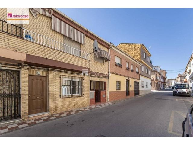 Casa adosada en venta en Zona Calle Poniente-Avenida Cristóbal Colón(18100) photo 0